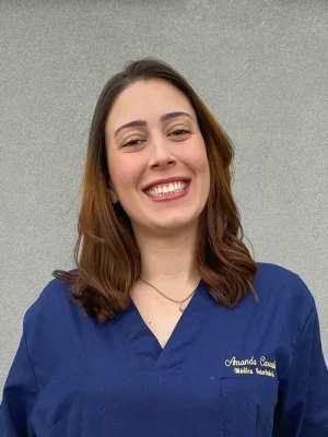 Amanda CarvalhoMédica Veterinária PlantonistaClínica de Cães e Gatos